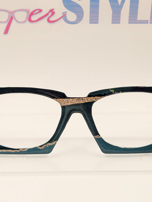 RTS Addison Green Torn Layers Gradient