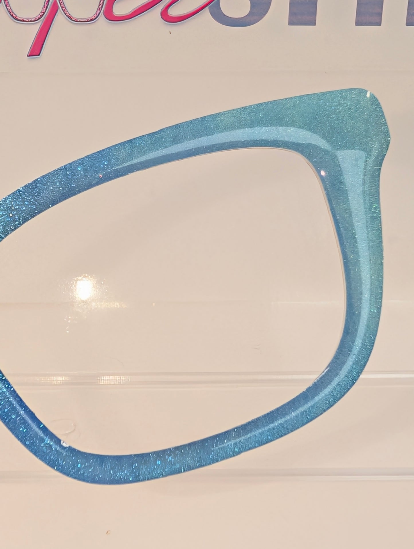 Kirby Curvy Blue Shimmer Gradient